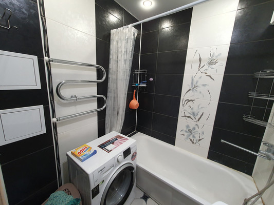 Продам двухкомнатную (2-комн.) квартиру, Хренникова ул, 4, Липецк г