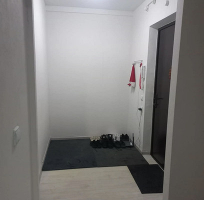 Продам двухкомнатную (2-комн.) квартиру, им. Героя Аверкиева А.А. ул, 13, Краснодар г