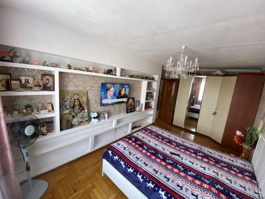 Продам трехкомнатную (3-комн.) квартиру, Азовская ул, 16, Армавир г