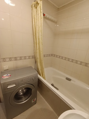 Продам двухкомнатную (2-комн.) квартиру, Космонавта Леонова ул, 16, Калининград г