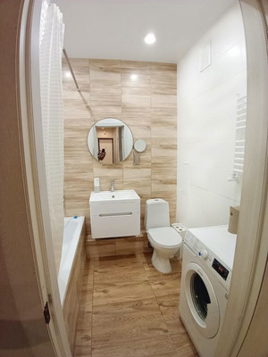 Продам двухкомнатную (2-комн.) квартиру, Суздальская ул, 20к3, Калининград г