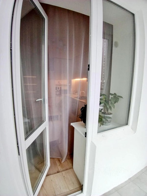 Продам двухкомнатную (2-комн.) квартиру, Суздальская ул, 20к3, Калининград г