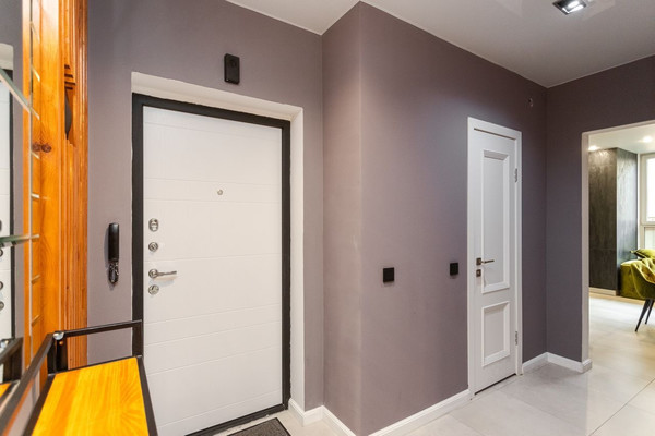 Продам двухкомнатную (2-комн.) квартиру, Победы пр-кт, 80, Калининград г