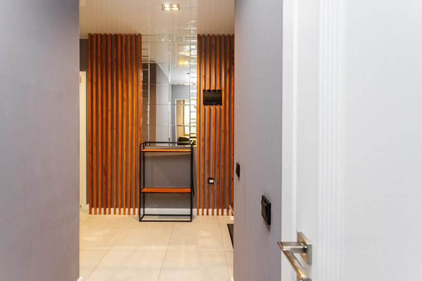 Продам двухкомнатную (2-комн.) квартиру, Победы пр-кт, 80, Калининград г