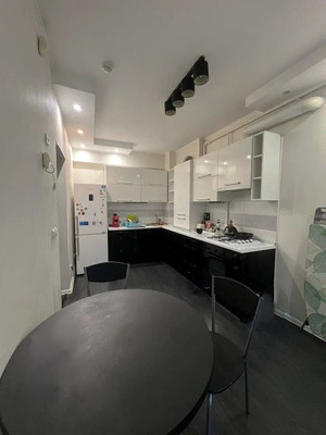 Продам однокомнатную (1-комн.) квартиру, Боткина ул, 2а, Калининград г