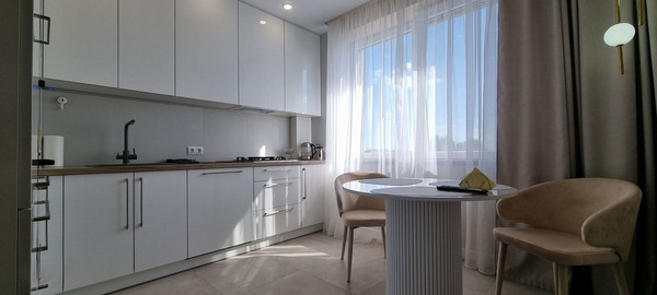 Продам однокомнатную (1-комн.) квартиру, Куйбышева ул, 27Бкб, Калининград г