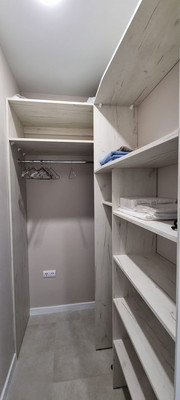 Продам однокомнатную (1-комн.) квартиру, Куйбышева ул, 27Бкб, Калининград г