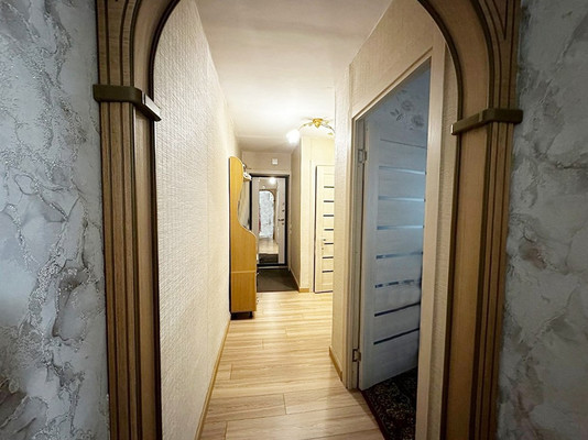 Продам трехкомнатную (3-комн.) квартиру, 30, Васькино д