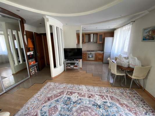 Продам трехкомнатную (3-комн.) квартиру, Карла Маркса ул, 34, Иваново г