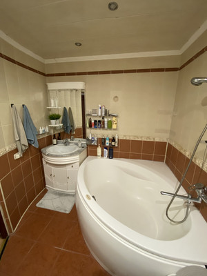 Продам трехкомнатную (3-комн.) квартиру, Карла Маркса ул, 34, Иваново г