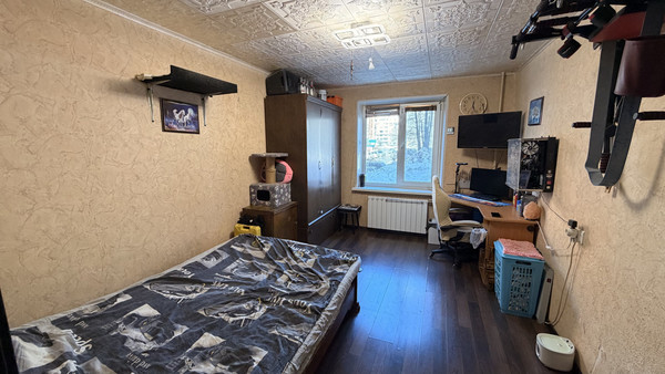 Продам трехкомнатную (3-комн.) квартиру, Горького ул, 24, Малино рп