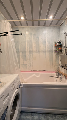 Продам трехкомнатную (3-комн.) квартиру, Горького ул, 24, Малино рп