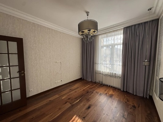 Продам двухкомнатную (2-комн.) квартиру, Светлый проезд, 4к1, Москва г