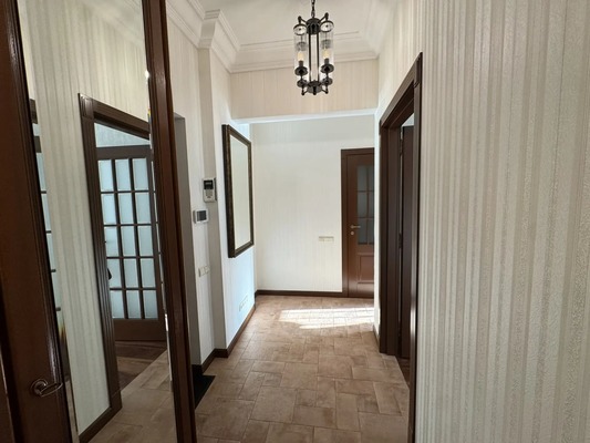 Продам двухкомнатную (2-комн.) квартиру, Светлый проезд, 4к1, Москва г