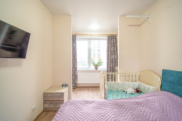 Продам двухкомнатную (2-комн.) квартиру, Сапфирная ул, 13, Пермь г