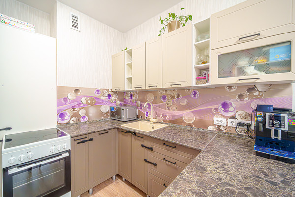 Продам двухкомнатную (2-комн.) квартиру, Сапфирная ул, 13, Пермь г