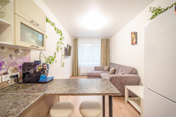 Продам двухкомнатную (2-комн.) квартиру, Сапфирная ул, 13, Пермь г