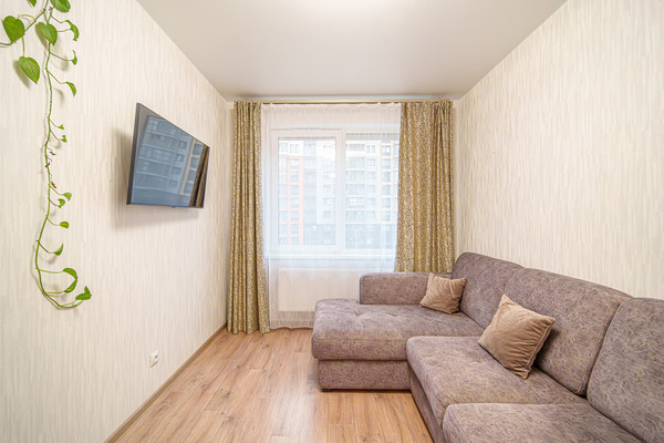 Продам двухкомнатную (2-комн.) квартиру, Сапфирная ул, 13, Пермь г