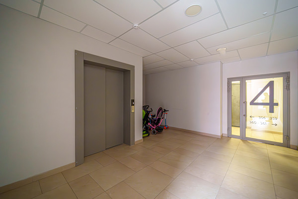 Продам двухкомнатную (2-комн.) квартиру, Сапфирная ул, 13, Пермь г