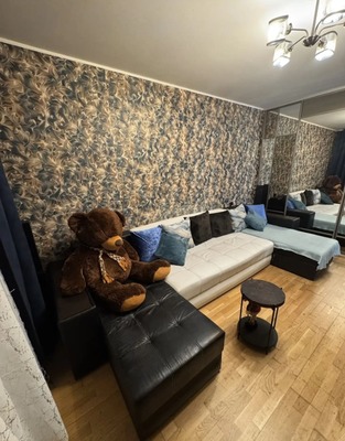 Продам однокомнатную (1-комн.) квартиру, Маршала Катукова ул, 25к1, Москва г