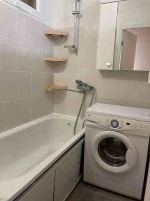 Продам трехкомнатную (3-комн.) квартиру, Пионерская ул, 13, Томилино рп