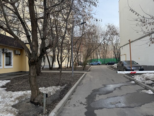 Продам трехкомнатную (3-комн.) квартиру, Фурманный пер, 12с1, Москва г