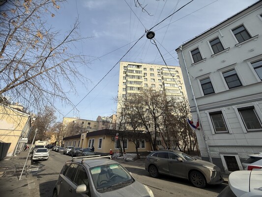 Продам трехкомнатную (3-комн.) квартиру, Фурманный пер, 12с1, Москва г