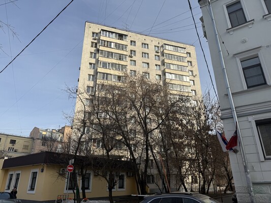 Продам трехкомнатную (3-комн.) квартиру, Фурманный пер, 12с1, Москва г