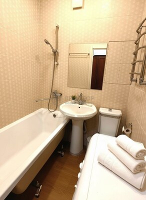 Продам однокомнатную (1-комн.) квартиру, Василия Ощепкова ул, 2, Сосенское п