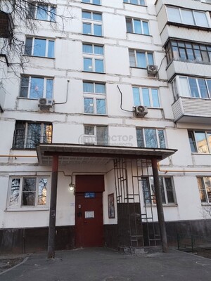 Продам однокомнатную (1-комн.) квартиру, Сиреневый б-р, 67к1, Москва г