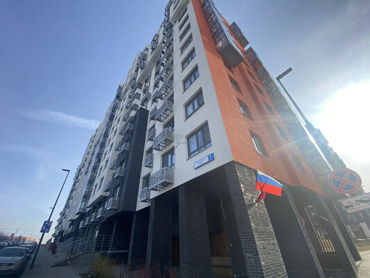 Продам однокомнатную (1-комн.) квартиру, Гренадерская ул, 9к1, Десеновское п