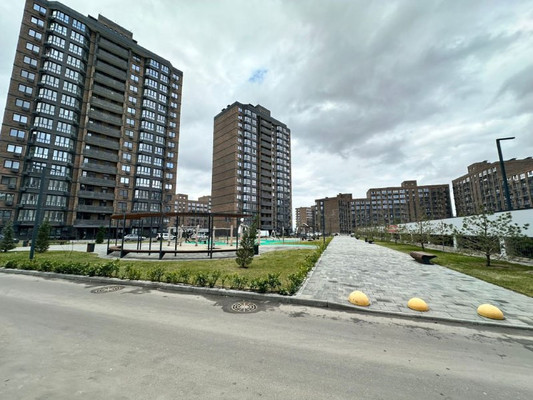 Продам однокомнатную (1-комн.) квартиру, 6-й пер, 1к4, Майкоп г