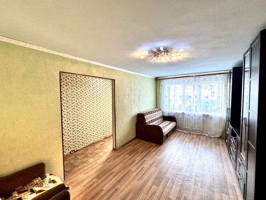 Продам двухкомнатную (2-комн.) квартиру, Фридриха Энгельса ул, 35, Рошаль г