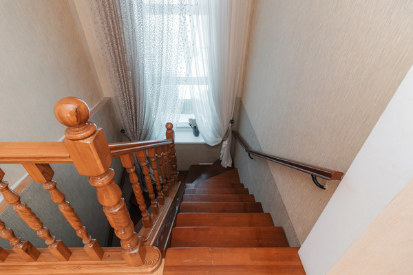 Продам дом, Колхозная ул, 8, Ханты-Мансийск г, 0 км от города