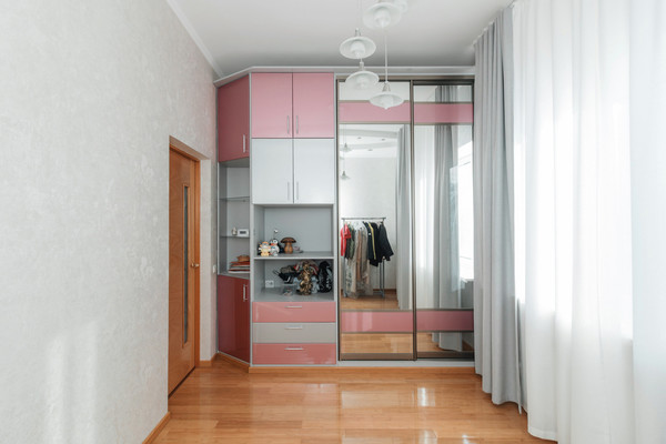 Продам дом, Колхозная ул, 8, Ханты-Мансийск г, 0 км от города