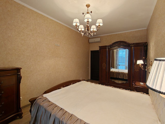 Сдам двухкомнатную (2-комн.) квартиру, Победы ул, 6, Десна д