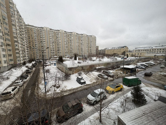 Продам многокомнатную квартиру, 3-я Мытищинская ул, 3к1, Москва г