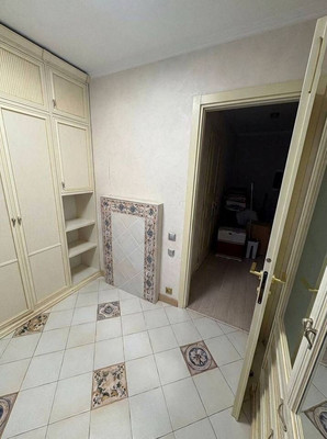 Продам многокомнатную квартиру, 3-я Мытищинская ул, 3к1, Москва г