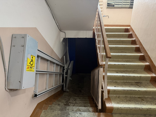 Продам трехкомнатную (3-комн.) квартиру, Партизанская ул, 15к2, Комсомольск-на-Амуре г