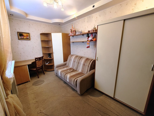 Продам многокомнатную квартиру, Гагарина ул, 7з, Волгодонск г