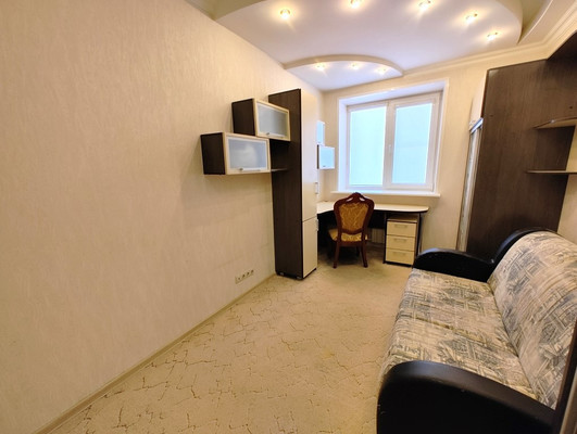 Продам многокомнатную квартиру, Гагарина ул, 7з, Волгодонск г