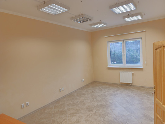 Продам коммерческое помещение 212,7 м2, Летний проезд ул, 25, Калининград г