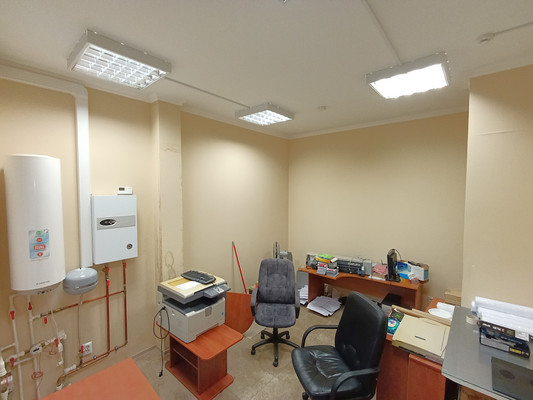 Продам коммерческое помещение 212,7 м2, Летний проезд ул, 25, Калининград г