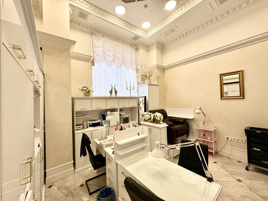 Продам коммерческое помещение 56,6 м2, В.Денисова ул, 26, Калининград г