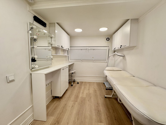 Продам коммерческое помещение 56,6 м2, В.Денисова ул, 26, Калининград г