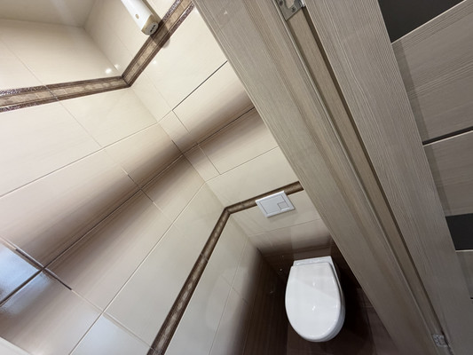 Продам двухкомнатную (2-комн.) квартиру, Первостроителей пр-кт, 19, Комсомольск-на-Амуре г