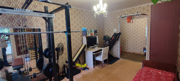 Продам трехкомнатную (3-комн.) квартиру, Куйбышева ул, 15, Симферополь г