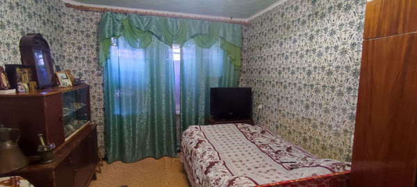 Продам трехкомнатную (3-комн.) квартиру, Куйбышева ул, 15, Симферополь г