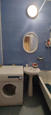 Продам трехкомнатную (3-комн.) квартиру, Куйбышева ул, 15, Симферополь г