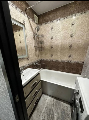 Продам двухкомнатную (2-комн.) квартиру, 1 Конной Армии ул, 86, Симферополь г